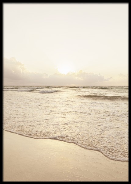 Golden Hour Beach Poster in the group Prints / Nature / Seas & Oceans at Desenio AB (15003)