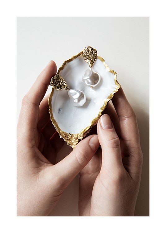 The Sound of the Ocean Poster